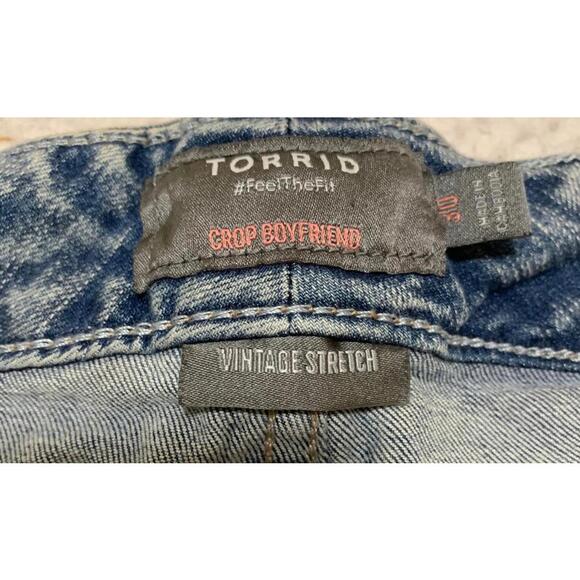 Torrid Crop Jeans Boyfriend Size W52x27L Actual Vintage Stretch Cropped - Picture 8 of 11